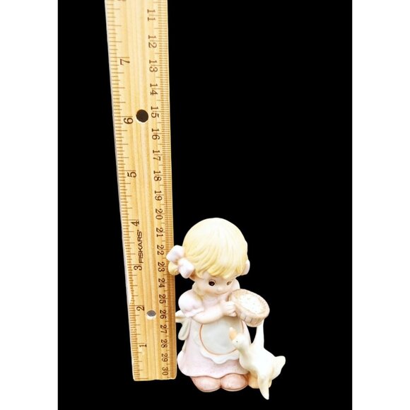 Homco Farm Girl Feeding Duck Porcelain Blond Kid Pink Dress Vintage Figure 4" - Picture 2 of 15